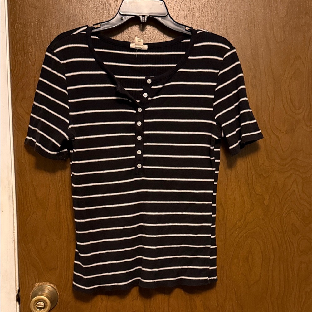 a.n.a Black and White Striped Short Sleeve Tee Size XL (seems more like M)